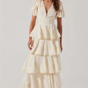 Arianell Embroidered Floral Tiered Dress (ASTR the label)